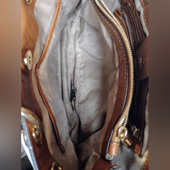 Michael Kors Signature Cynthia Medium Satchel Shoulder Bag - Picture 3 of 3